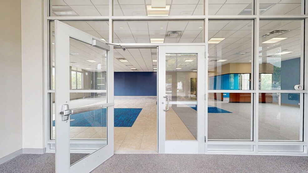 Primary Photo Of 1705 San Elijo Rd, San Marcos Bank For Lease