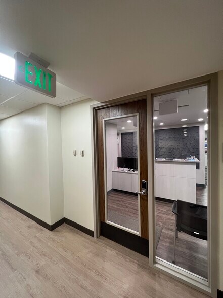More Photos Of 8301 E Prentice Ave, Greenwood Village Office For Sale