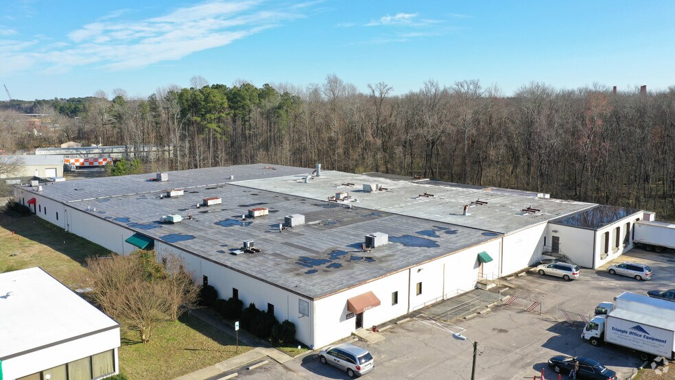 Primary Photo Of 1500 E Club Blvd, Durham Warehouse For Lease