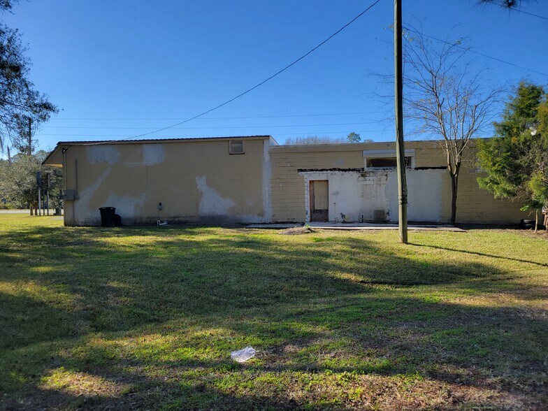 More Photos Of 12001 Highway 441 S, Micanopy Restaurant For Sale