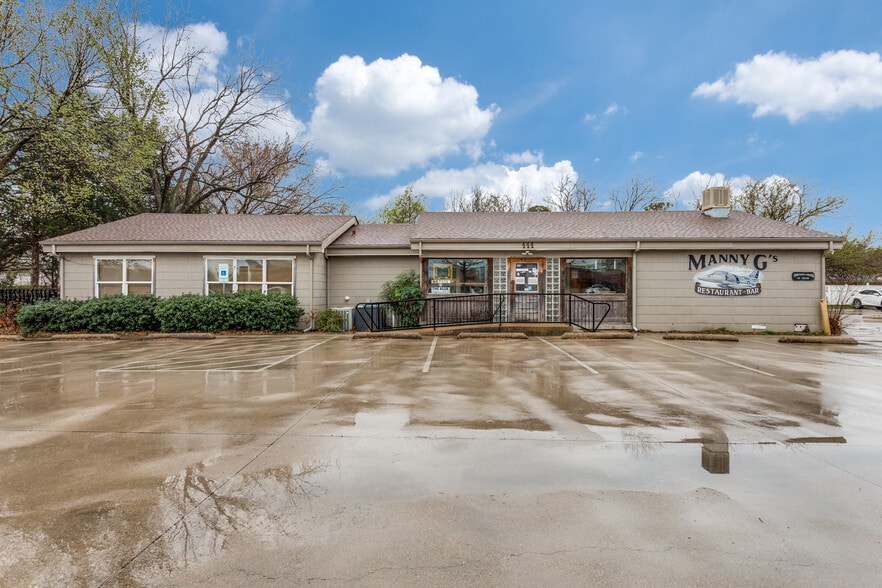 More Photos Of 444 Keller Pky, Keller Restaurant For Sale