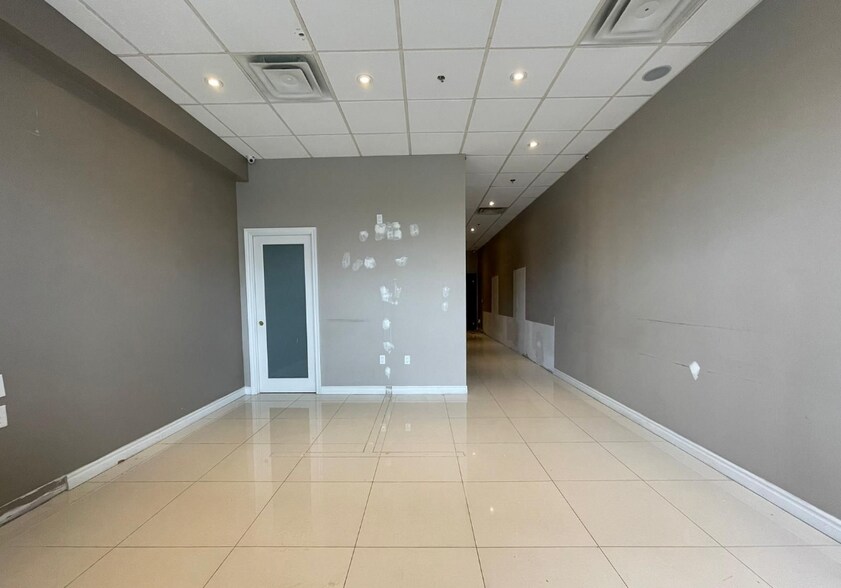 More Photos Of 550 Hwy-7, Richmond Hill General Retail For Sale