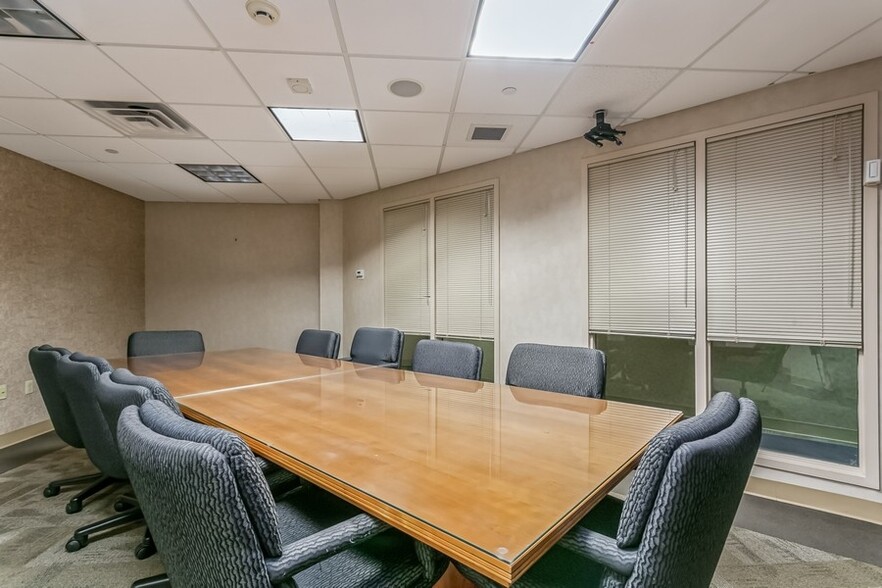 More Photos Of 159 Barnegat Rd, Poughkeepsie Medical For Lease