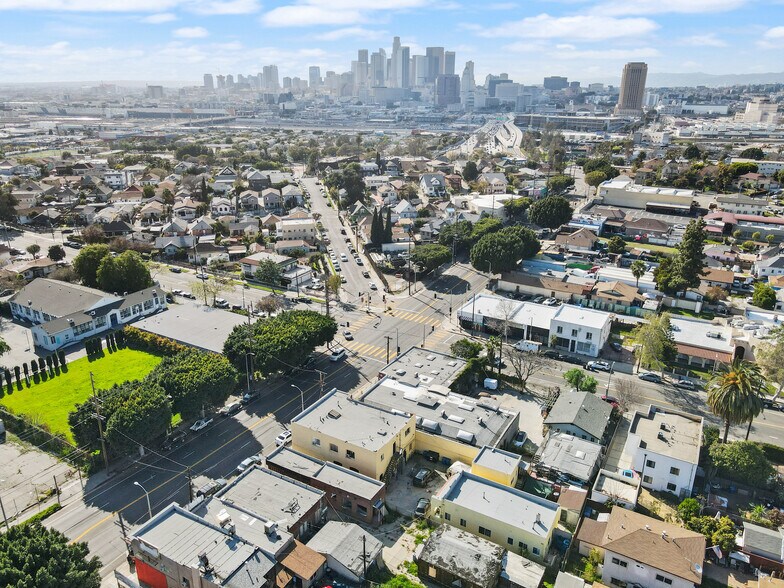 More Photos Of 1611-1615 E Cesar E Chavez Ave, Los Angeles Apartments For Sale