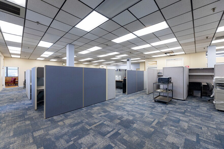 More Photos Of 735 Allens Ave, Providence Industrial For Sale