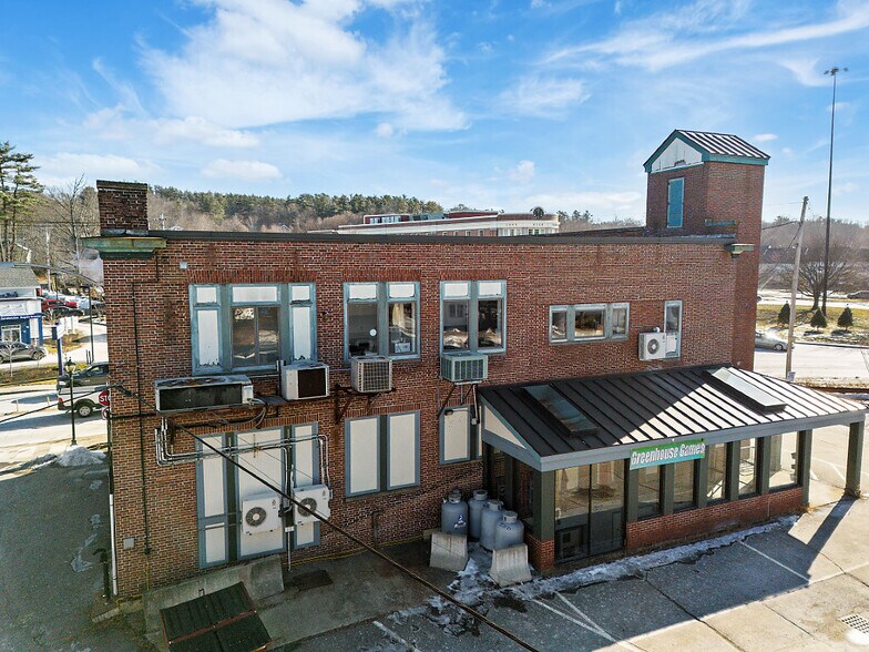 More Photos Of 2 Bangor St, Augusta Office For Sale
