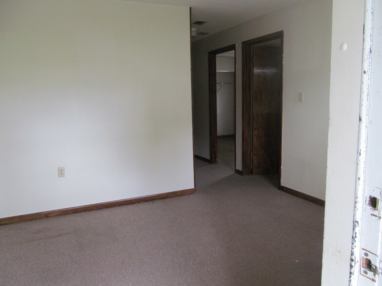 More Photos Of 200 SW 8th St, Ocala Office For Lease