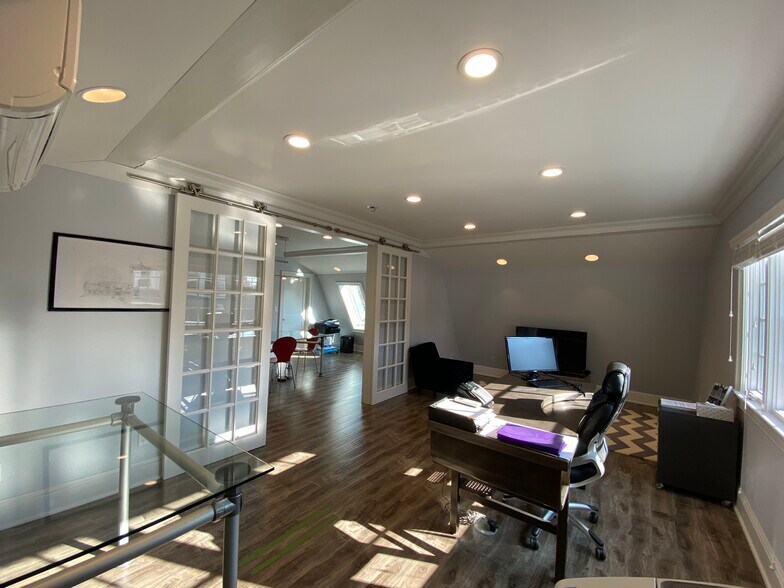 More Photos Of 215 River Road Ext, Cos Cob Office For Lease