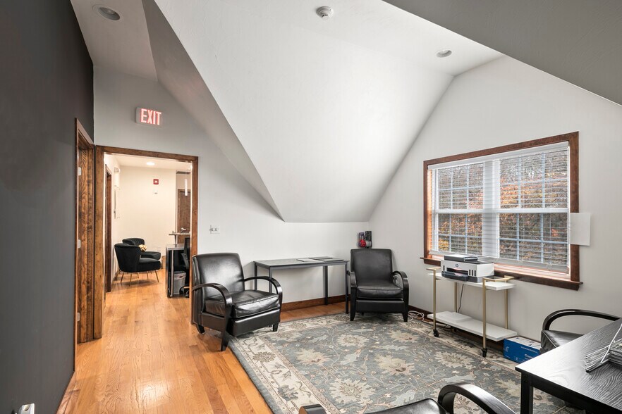 Primary Photo Of 109 Dean St, Taunton Medical For Lease