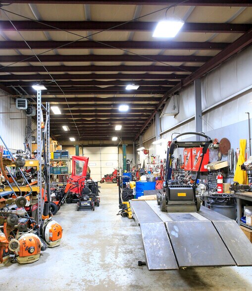 Primary Photo Of 970 MA-134 Rt, South Dennis Service Station For Sale