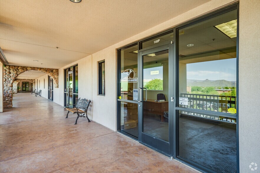 More Photos Of 711 E Carefree Hwy, Phoenix Unknown For Lease