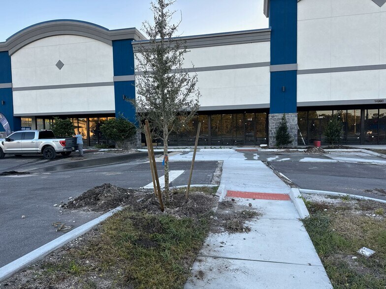 More Photos Of 14990 State Road 535, Bay Lake Restaurant For Lease