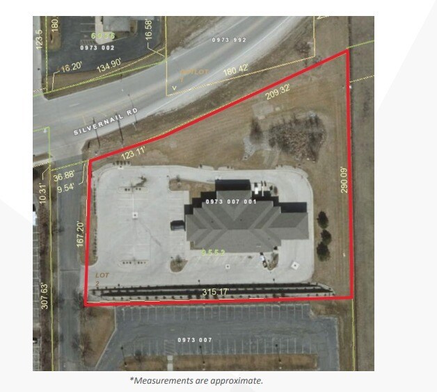 More Photos Of 1611 Silvernail Rd, Waukesha General Retail For Sale