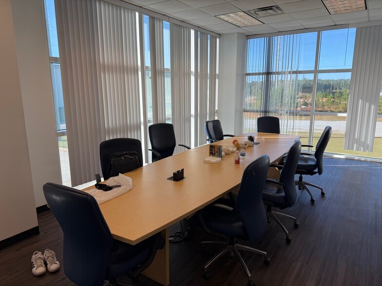 More Photos Of 109 Parkway E, Pell City Manufacturing For Sale