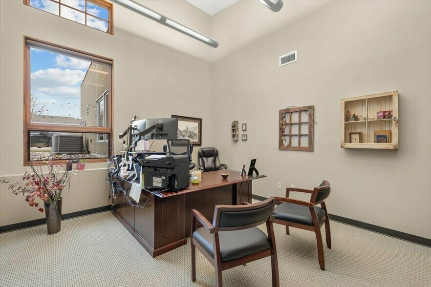 More Photos Of 1631 Zimmerman Trl, Billings Office For Sale