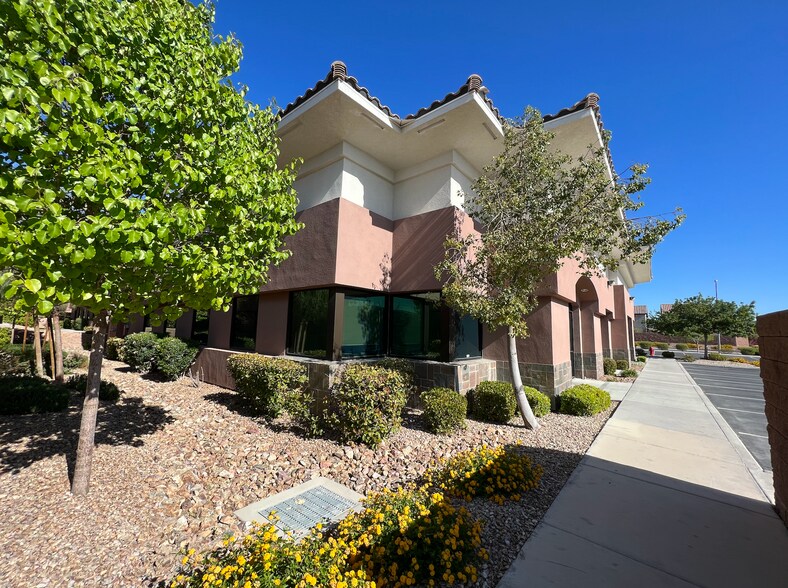 More Photos Of 5524 S Fort Apache Rd, Las Vegas Office Residential For Lease