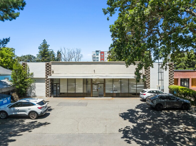 More Photos Of 879 2nd St, Santa Rosa Office For Sale