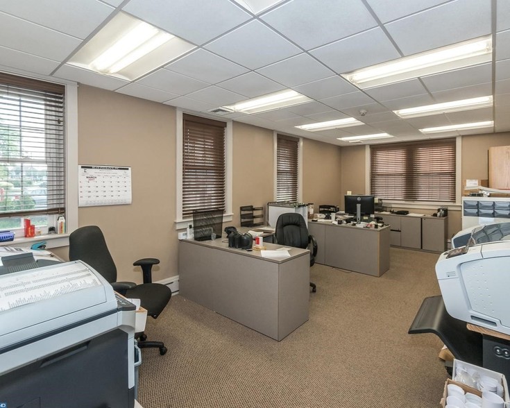 More Photos Of 724 S Broad St, Lansdale Office For Sale