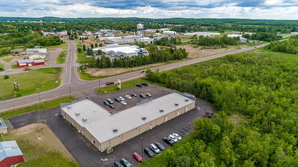 More Photos Of 2547 State Road 35, Luck Storefront Retail Office For Lease