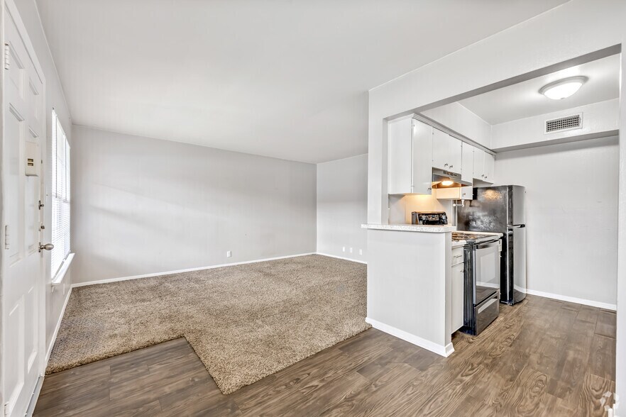 More Photos Of 3409 North St, Nacogdoches Apartments For Sale