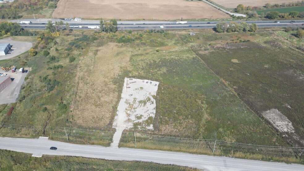 More Photos Of 540 Lake Rd, Bowmanville Warehouse For Sale