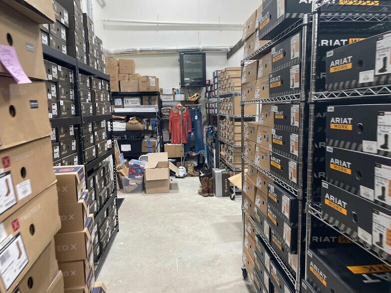 More Photos Of 10091 Blue Ridge Dr, Blue Ridge Storefront Retail Office For Sale