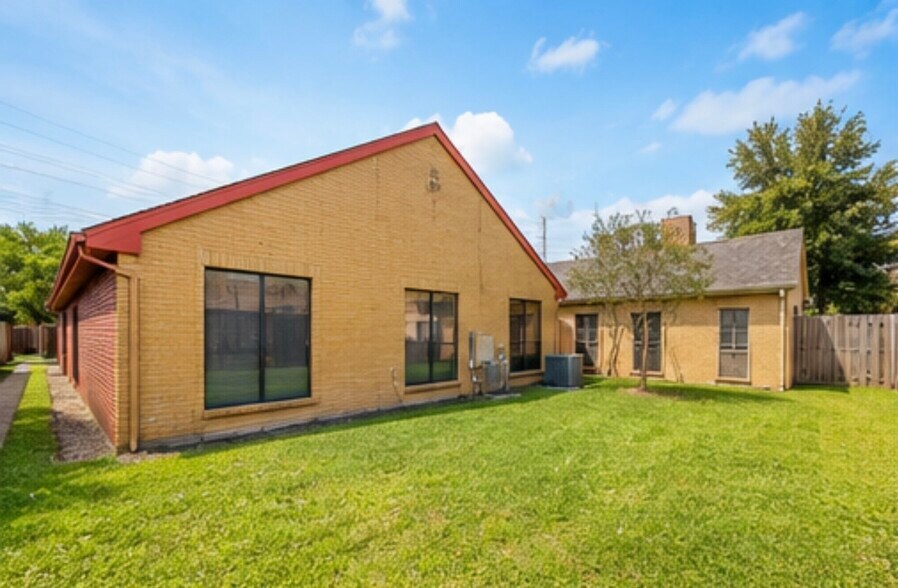 More Photos Of 11111 Jones Rd, Houston Medical For Sale