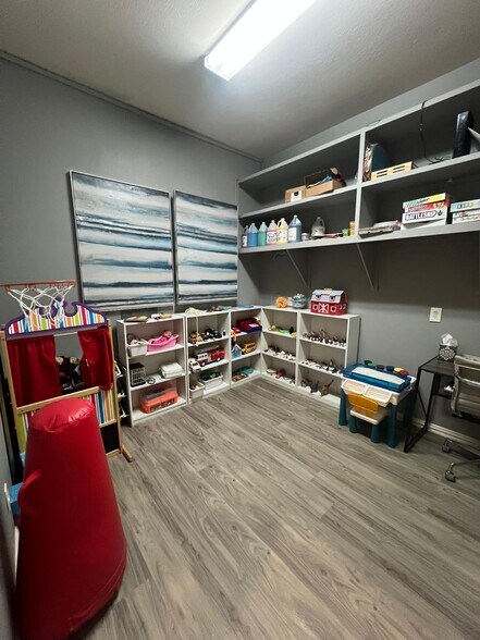 More Photos Of 5228 Village Creek Dr, Plano Office For Sale