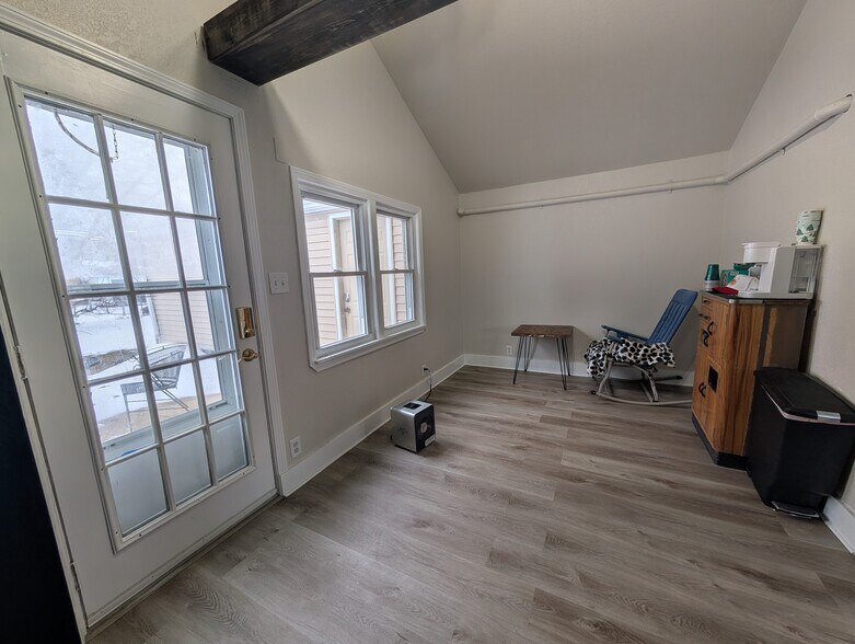 More Photos Of 118 S Pine St, Stillman Valley Freestanding For Sale