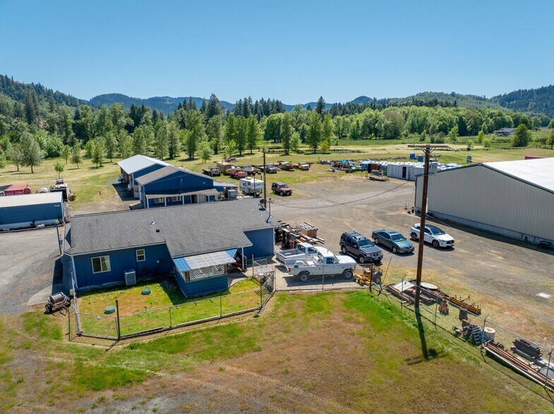 More Photos Of 215 Lawson Ln, Tenmile Warehouse For Sale