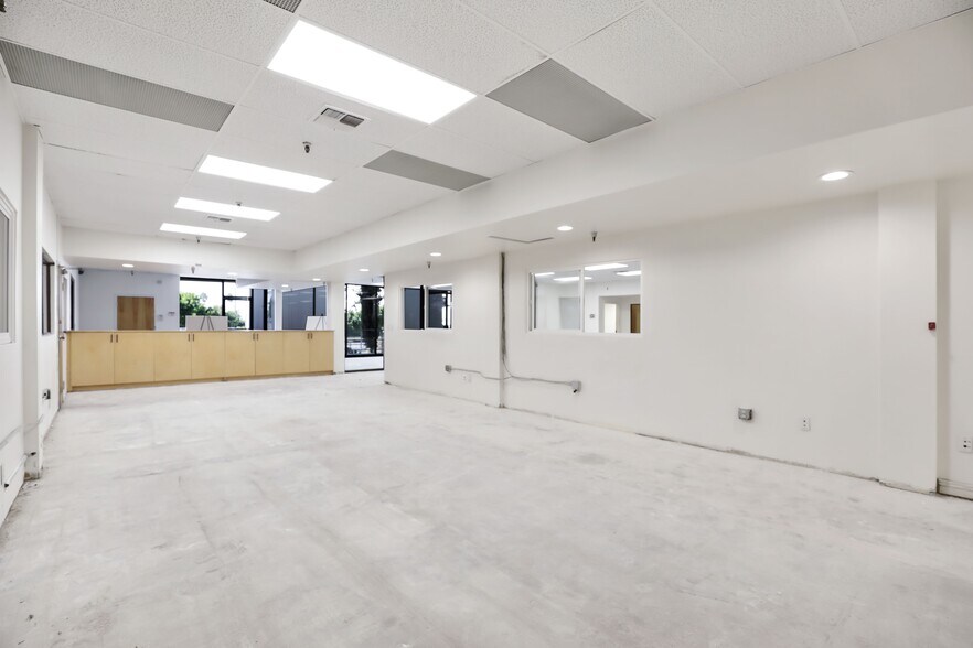 More Photos Of 140 N Orange, City Of Industry Distribution For Sale