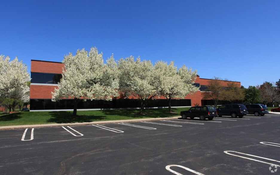 More Photos Of 200 Salina Meadows Pky, Syracuse Office For Lease