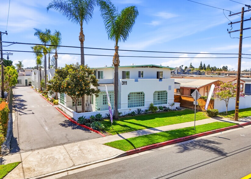 Primary Photo Of 311 W Wilson St, Costa Mesa Apartments For Sale