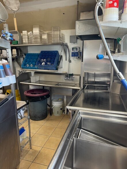 More Photos Of 4570 Main St, Manchester Center General Retail For Sale