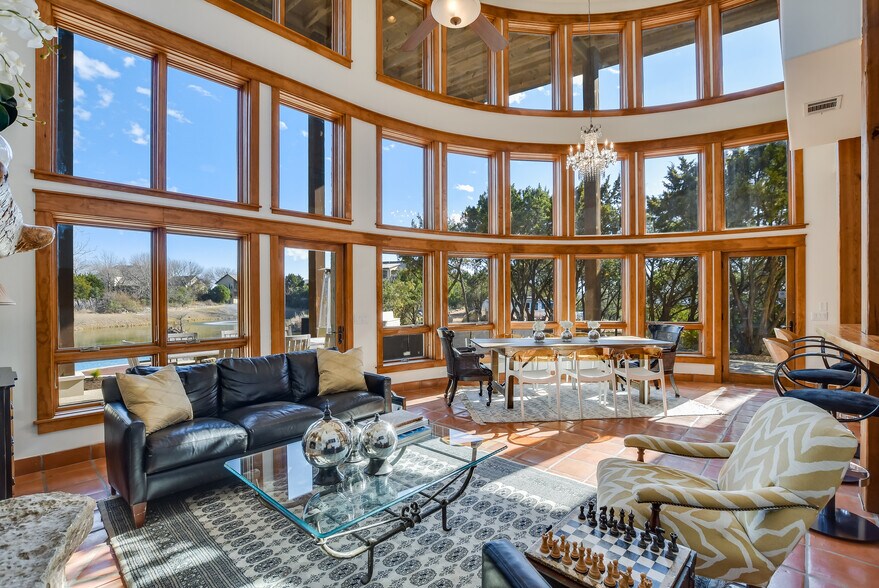 More Photos Of 610 Crystal Creek Dr, Austin Specialty For Sale