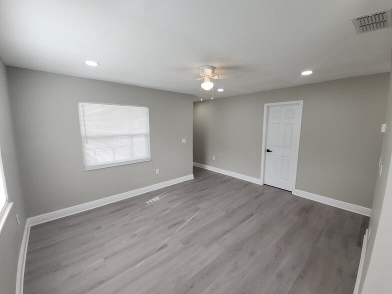 More Photos Of , Bradenton Multifamily For Sale