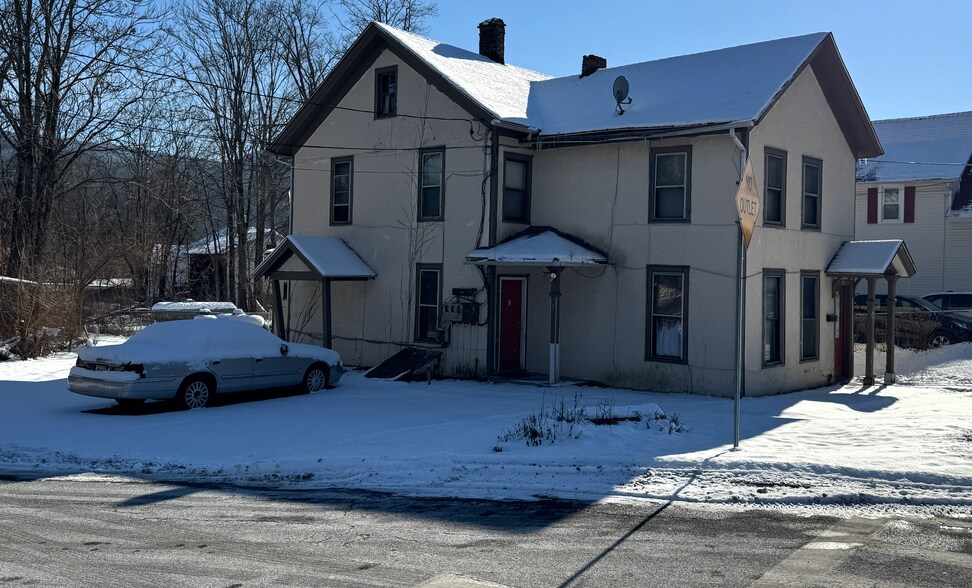 More Photos Of 70 N Main St, Ellenville Hotel For Sale