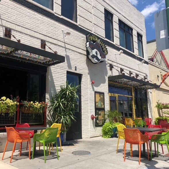 More Photos Of 2 W Pennsylvania Ave, Towson Restaurant For Lease