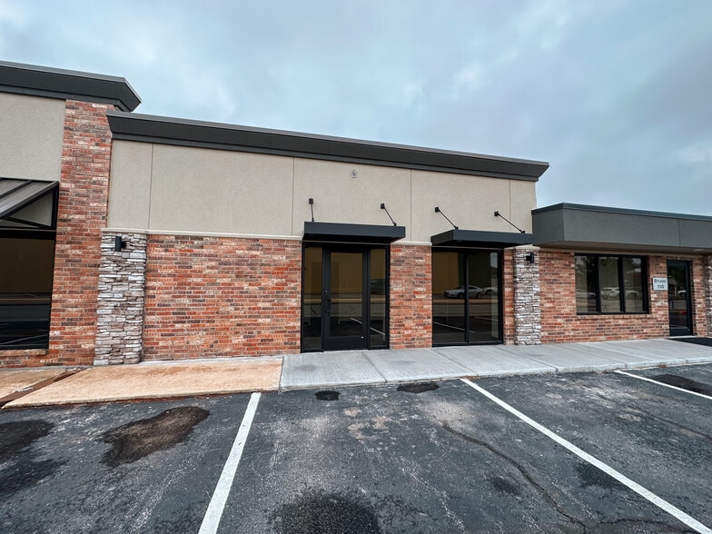 Primary Photo Of 120 Thompson Dr, Norman Storefront For Lease