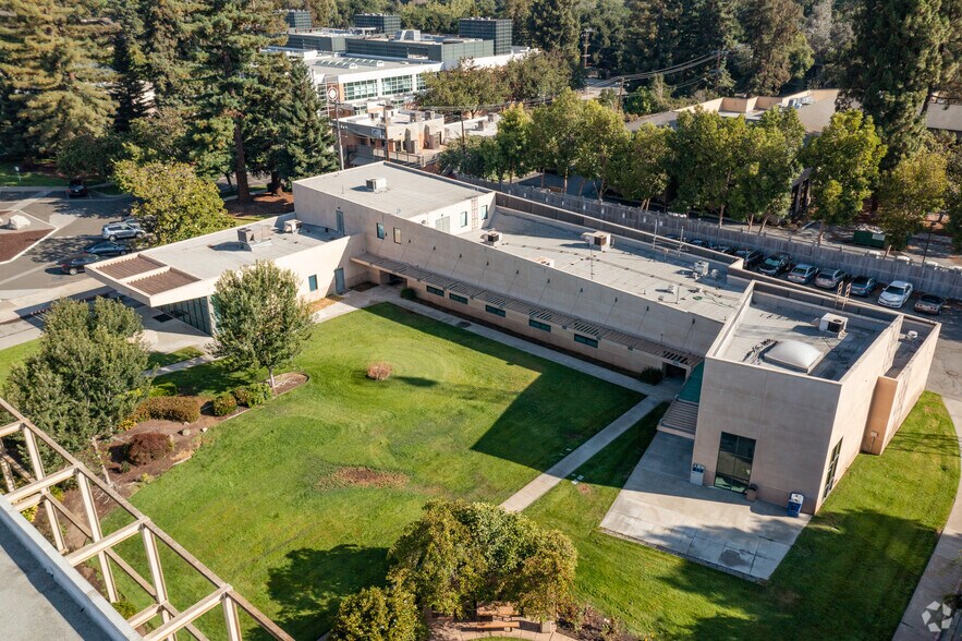 More Photos Of 345 Middlefield Rd, Menlo Park Office For Sale