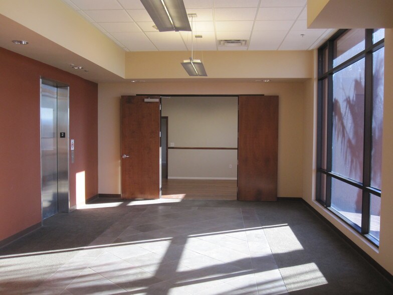 More Photos Of 3505 E Flamingo Rd, Las Vegas Medical For Lease