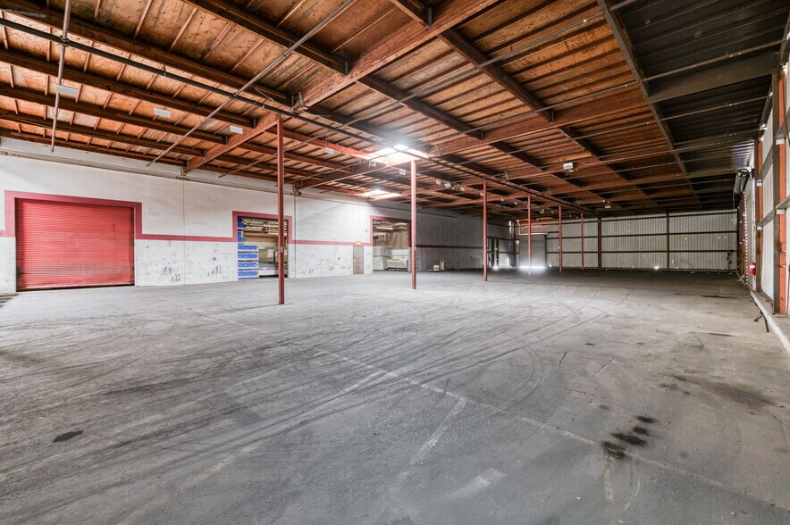 More Photos Of 5333 N Cornelia Ave, Fresno Warehouse For Sale