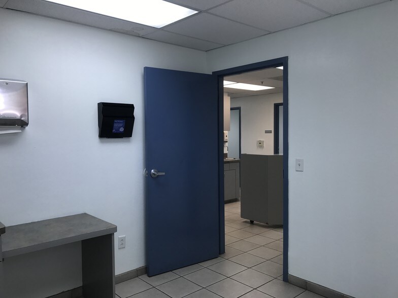 More Photos Of 1310 W St Marys Rd, Tucson Medical For Lease