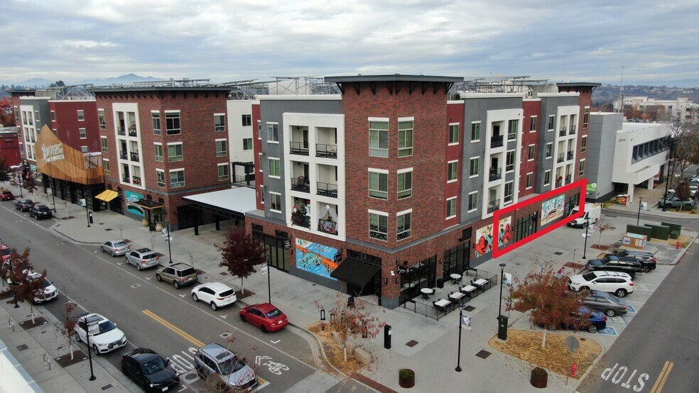 More Photos Of 1551 Market St, Redding Apartments For Lease