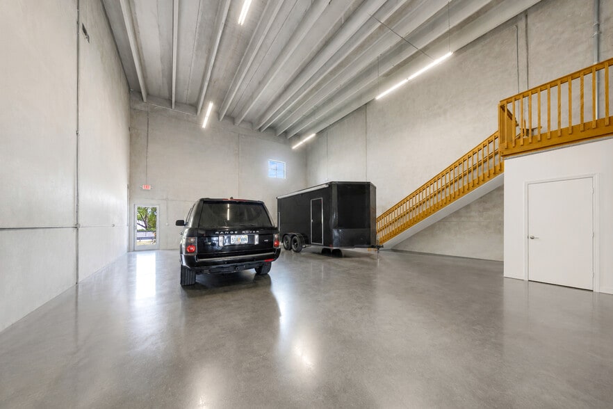 More Photos Of 1091 NW 31st Ave, Pompano Beach Warehouse For Lease