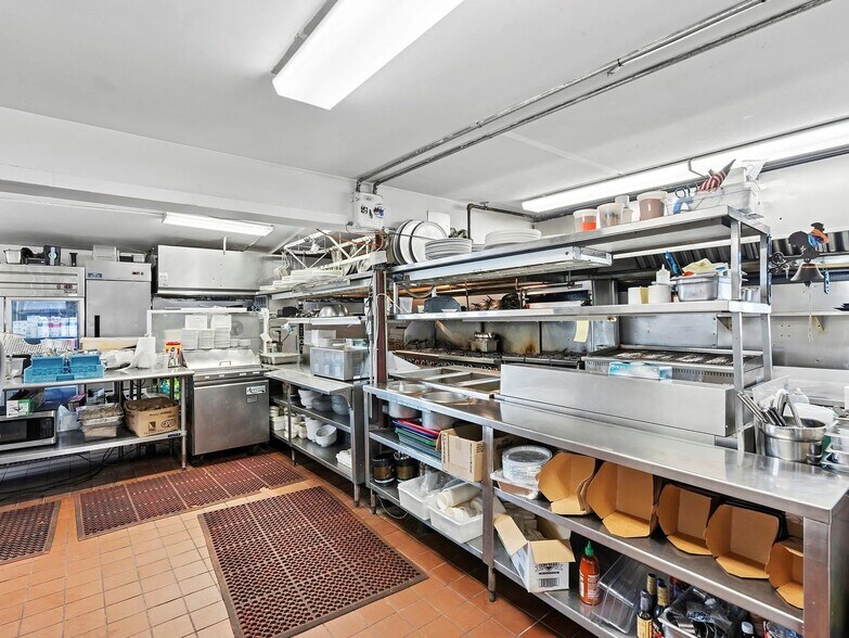 More Photos Of 369 Dune Rd, Hampton Bays Marina For Sale