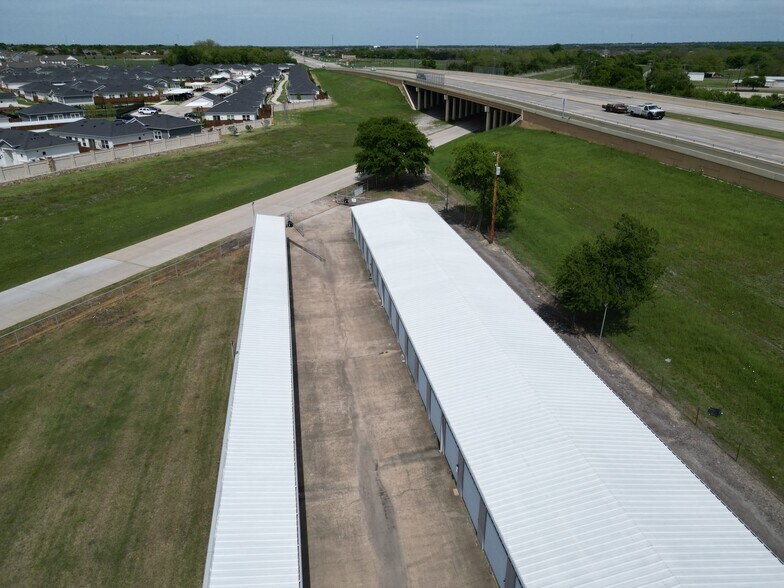 More Photos Of 208 Moore Ln, Lavon Industrial For Sale