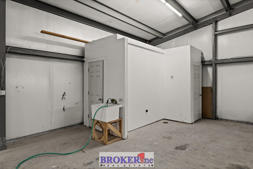 More Photos Of 220 Highway 96, Douglas Industrial For Lease