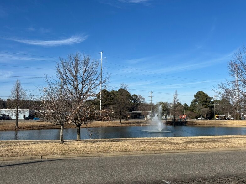 More Photos Of 12 Salters Creek Rd, Hampton Office For Lease