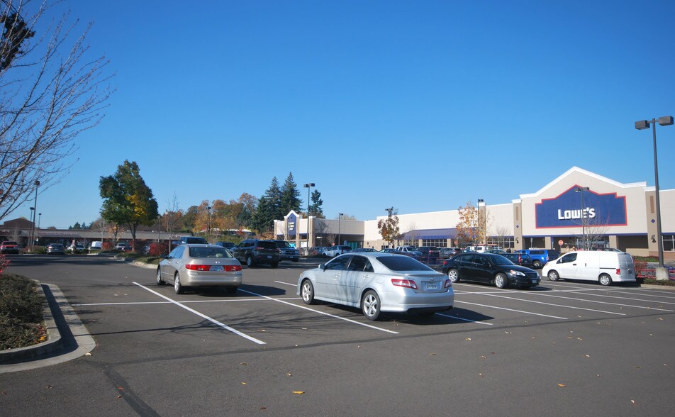 More Photos Of 1005-1040 Bailey Hill Rd, Eugene Storefront For Lease